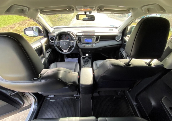 Toyota RAV4 cena 50890 przebieg: 225543, rok produkcji 2014 z Boguchwała małe 781
